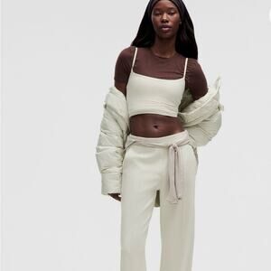 LULULEMON Softstreme Pintuck Mid-Rise Pant SZ M NWT